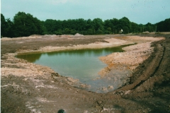 Gellhaus-Platz-_20_08-1998_Teich-1-Ballgrab_o-li-Grün-1